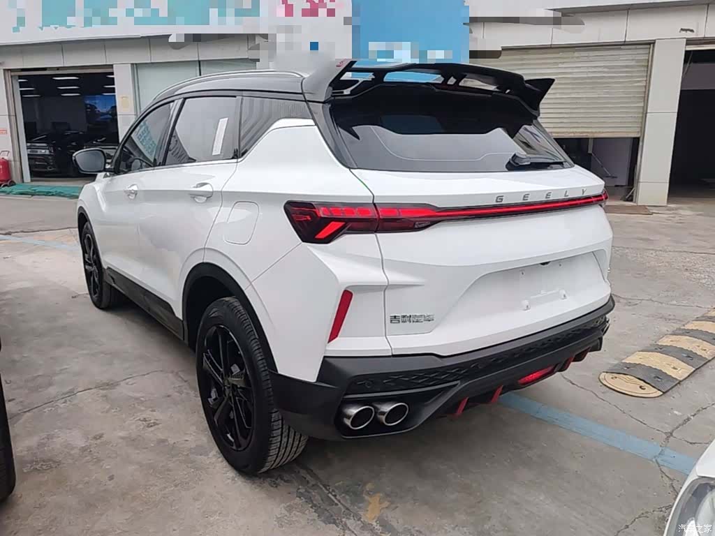 Geely Coolray, 2023 все фото