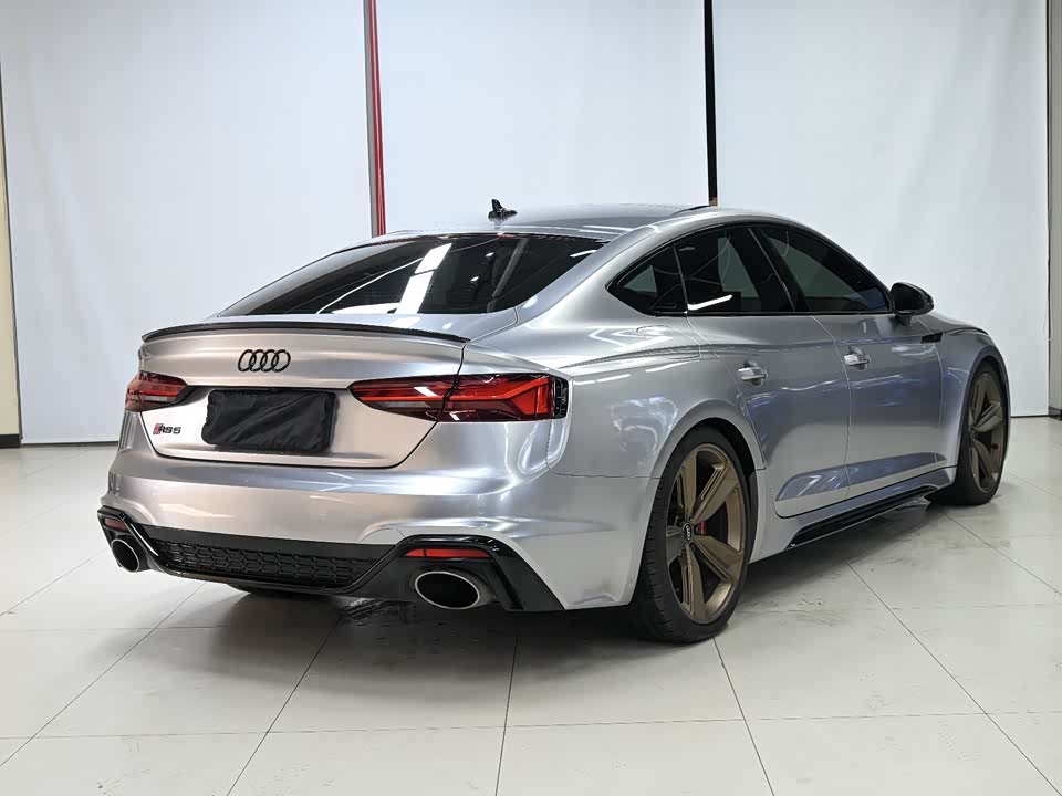 Audi RS 5