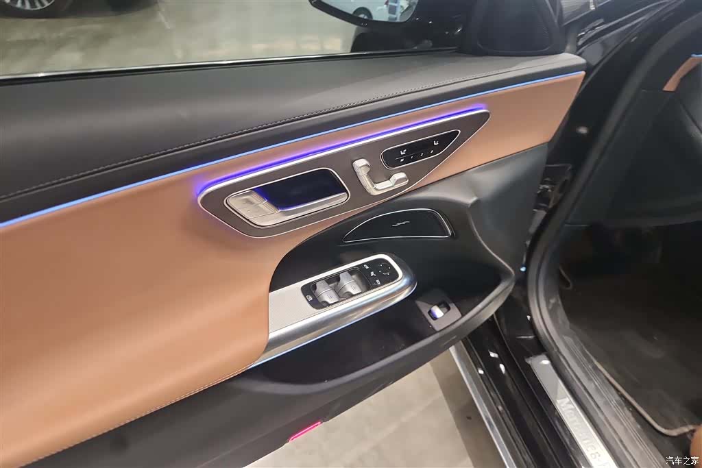 Mercedes-Benz E-Class, 2024 7