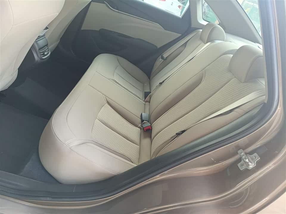 Buick Yinglang Buick Yinglang