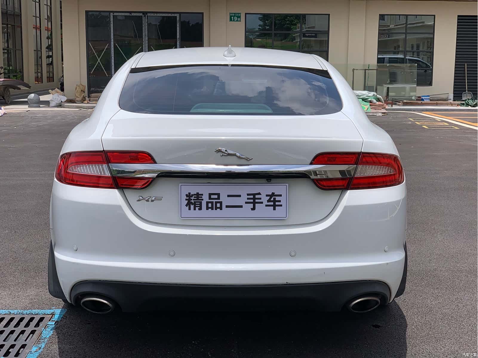 Jaguar XF, 2013 все фото