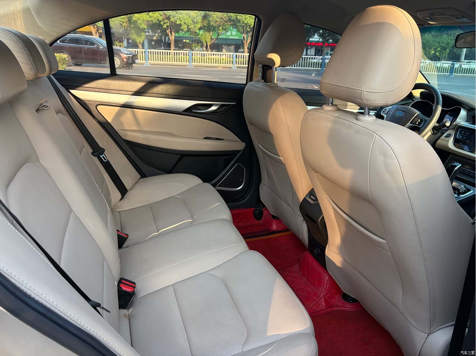 Geely Emgrand, 2019 10