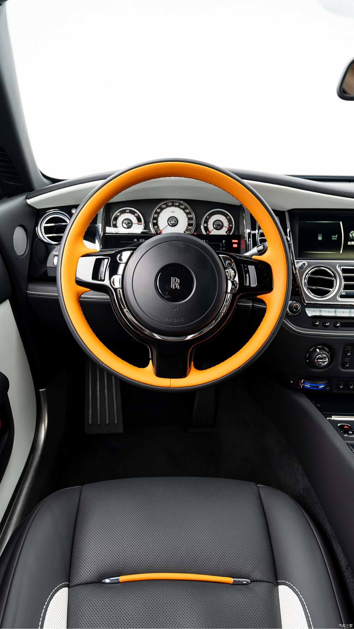 Rolls-Royce Wraith, 2016 6