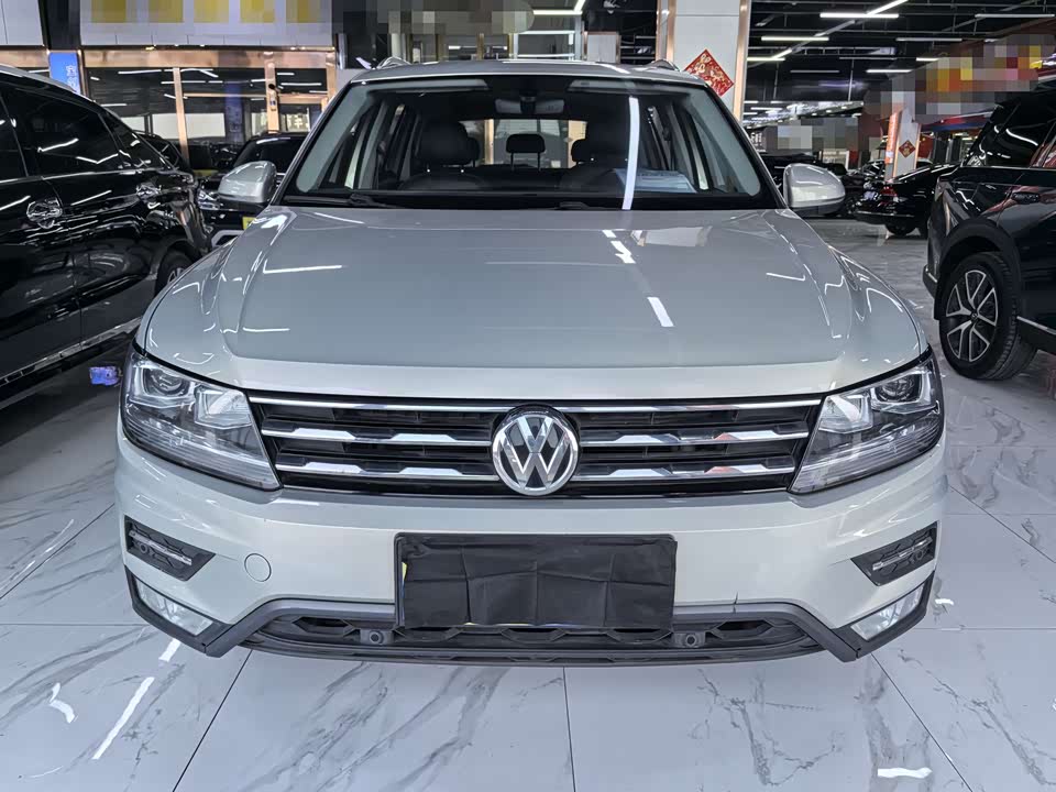 Volkswagen Tiguan L