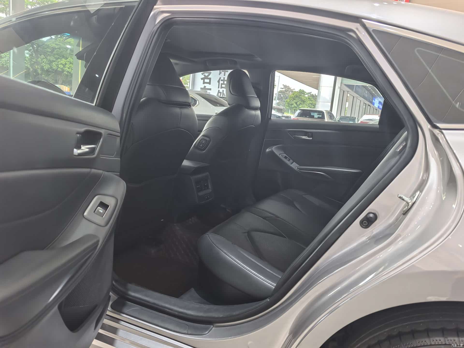 Toyota Avalon, 2022 6