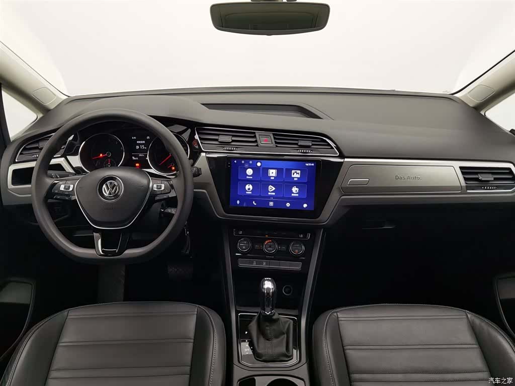Volkswagen L, 2016 все фото