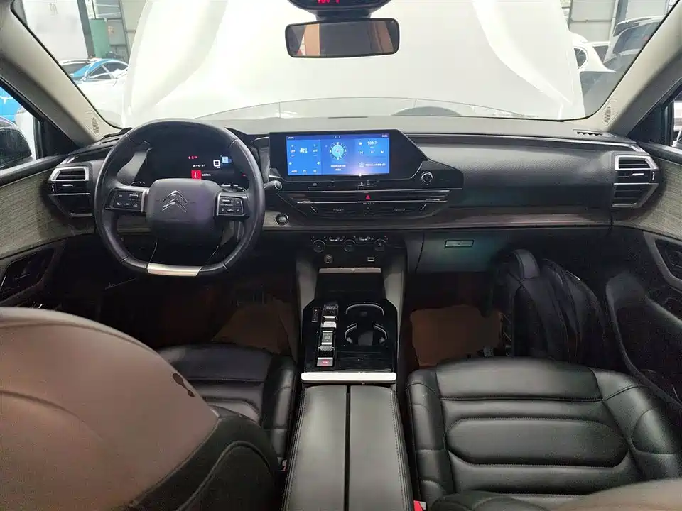 Citroen Versailles C5 X