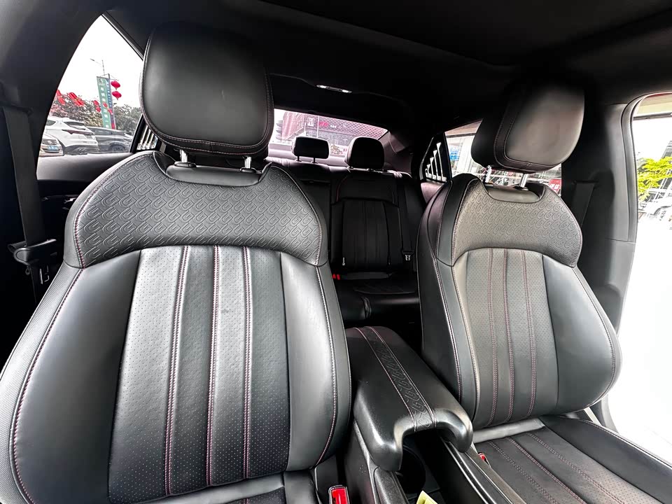 Trumpchi Shadow Leopard