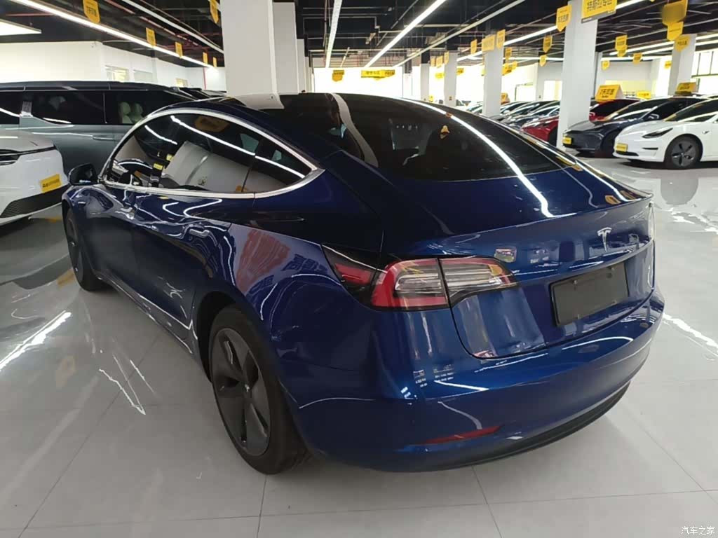 Tesla Model 3, 2019 все фото