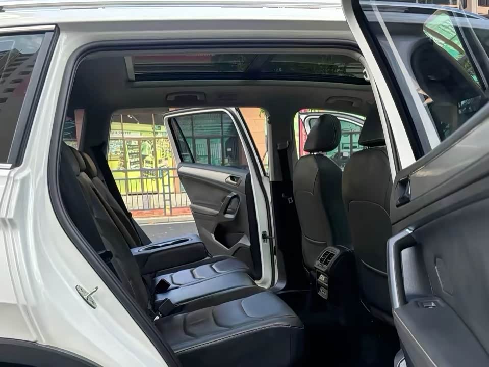 Volkswagen Tiguan L Volkswagen Tiguan L