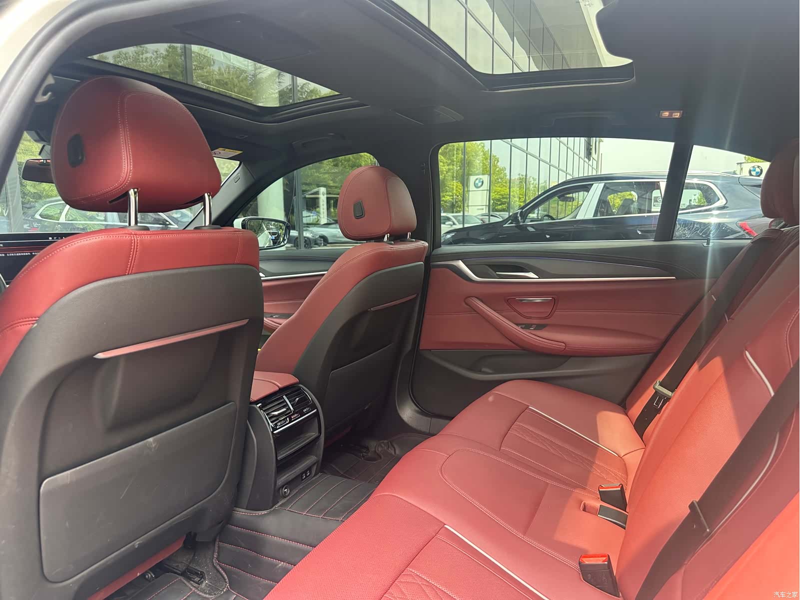 BMW 5 Series, 2022 14