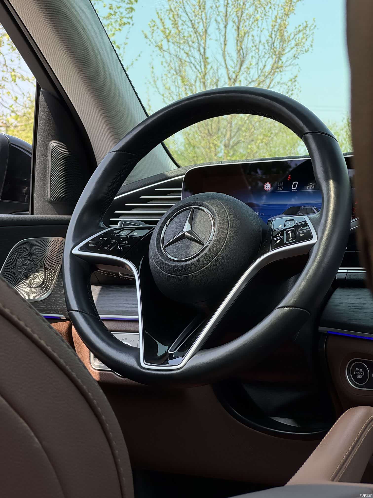 Mercedes-Benz GLE, 2024 14