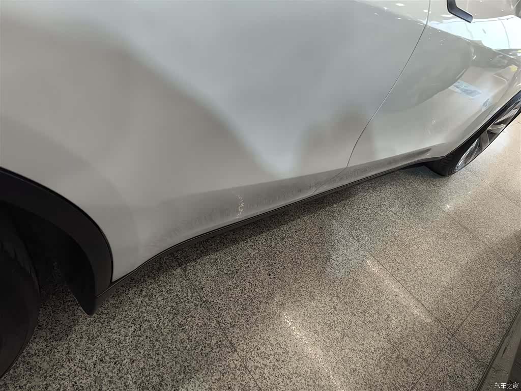Tesla Model Y, 2025 19