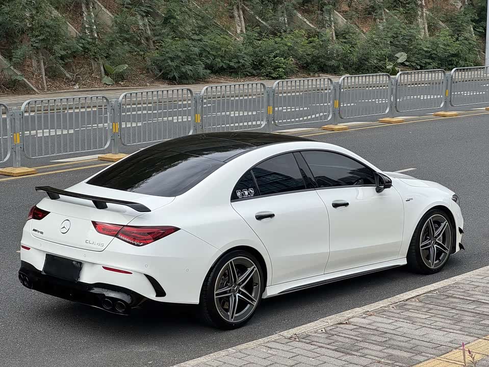 Mercedes-Benz CLA AMG