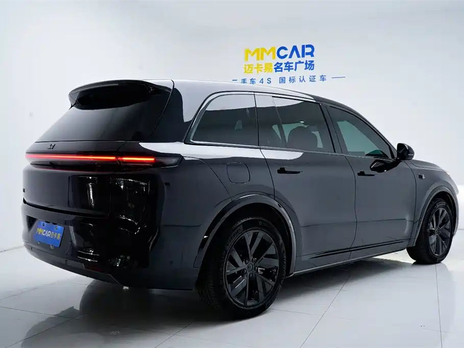 Li Auto Ideal L8