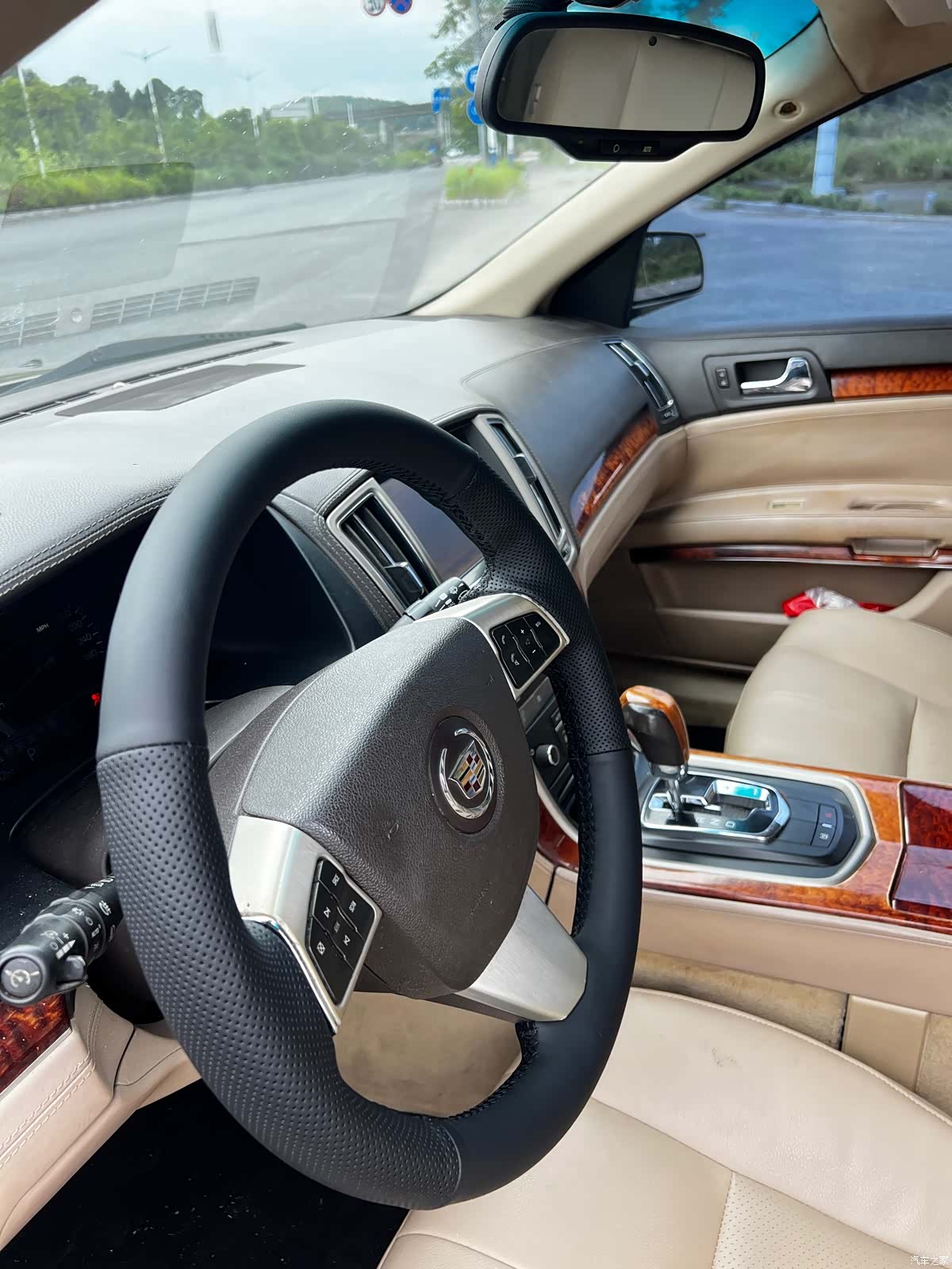 Cadillac SLS, 2009 13