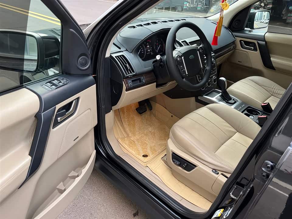 Land Rover Freelander 2