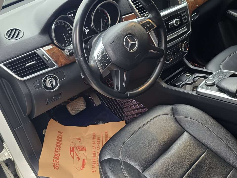 Mercedes-Benz M class