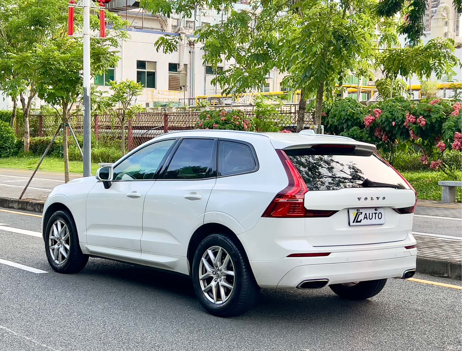 Volvo XC60, 2018 все фото