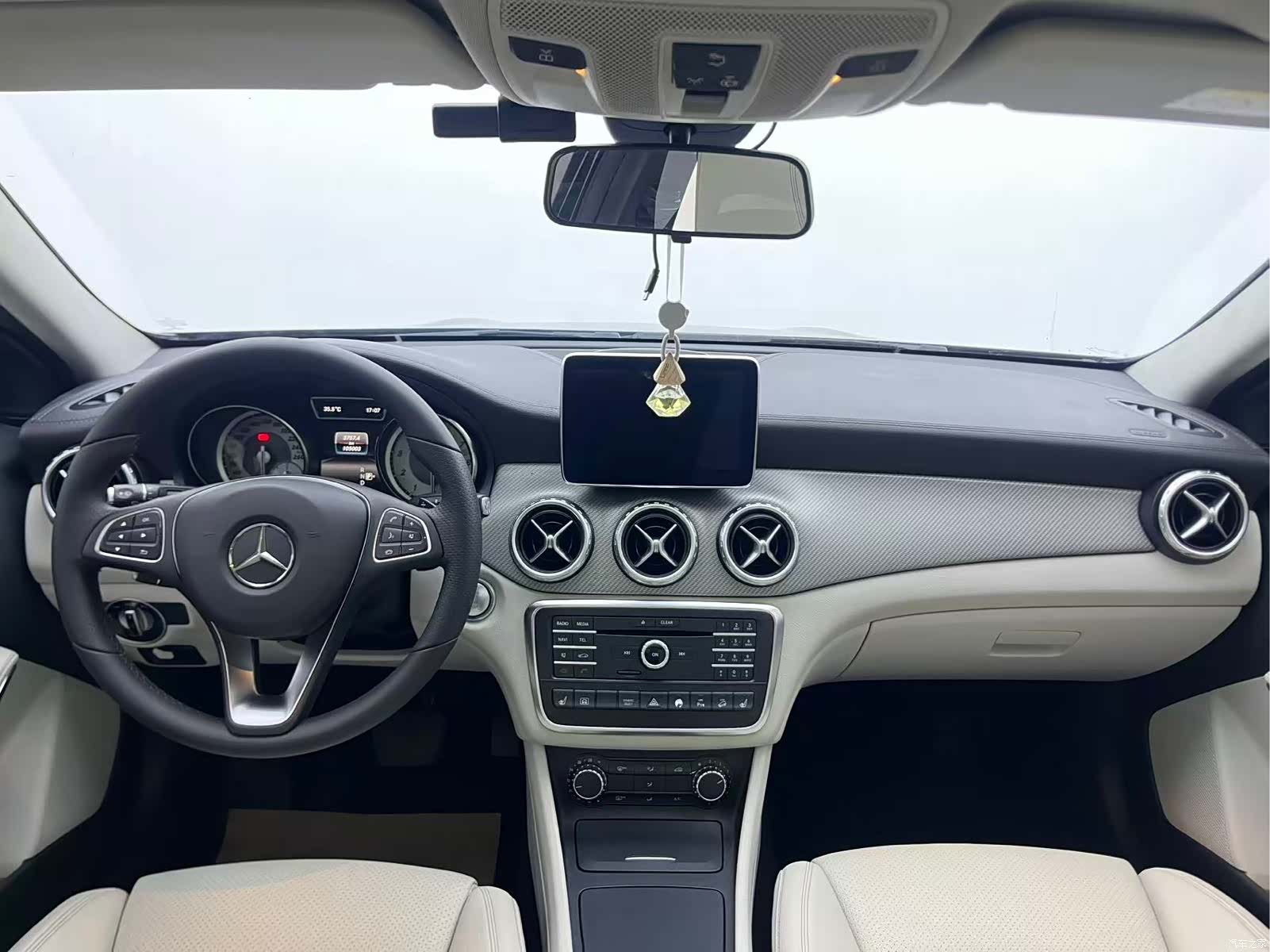 Mercedes-Benz GLA, 2017 4