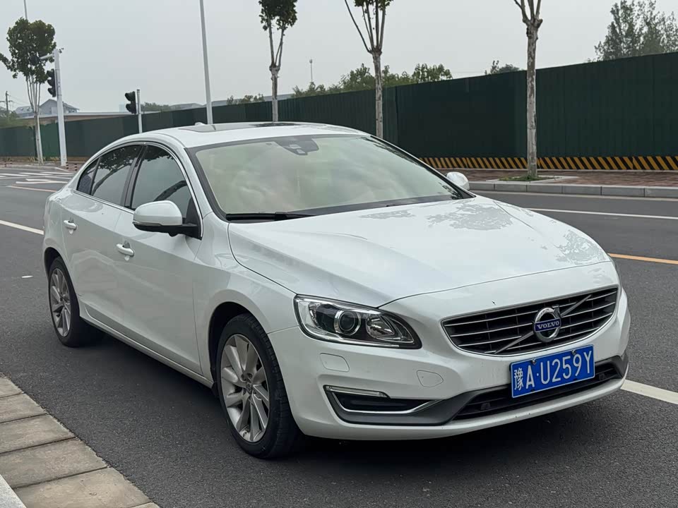 Volvo S60