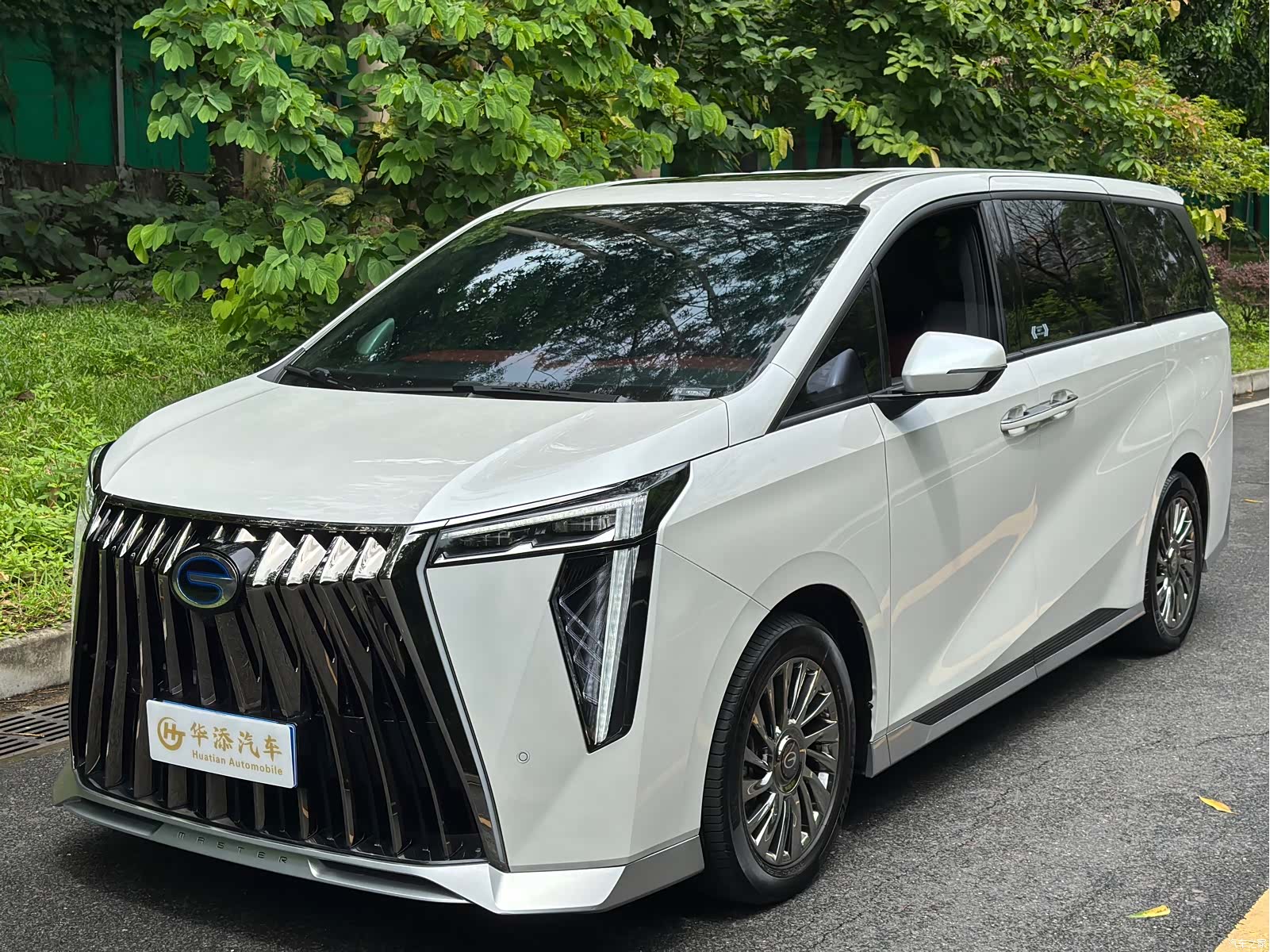 Trumpchi M8, 2023 1