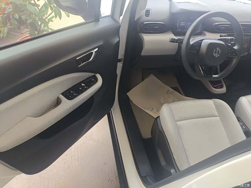 Leapmotor T03, 2022 16