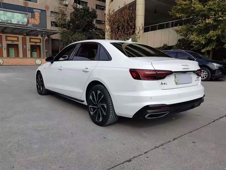 Audi A4L