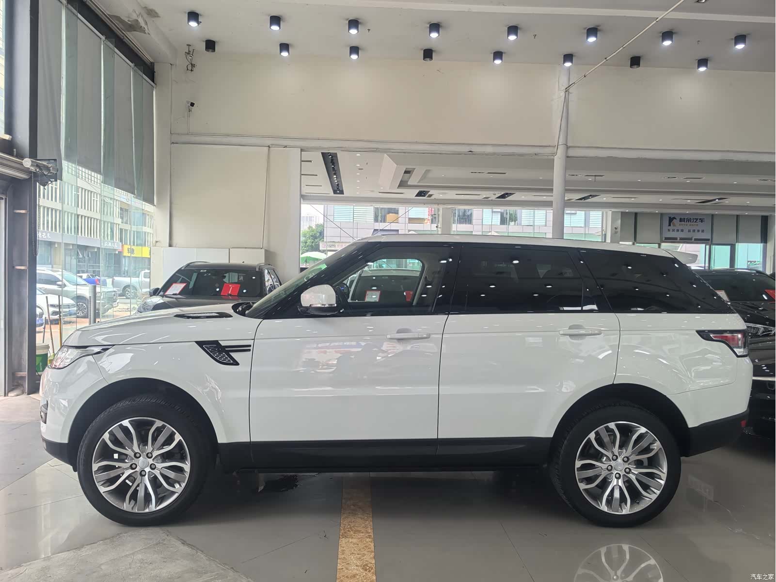 Land Rover Range Rover, 2016 7