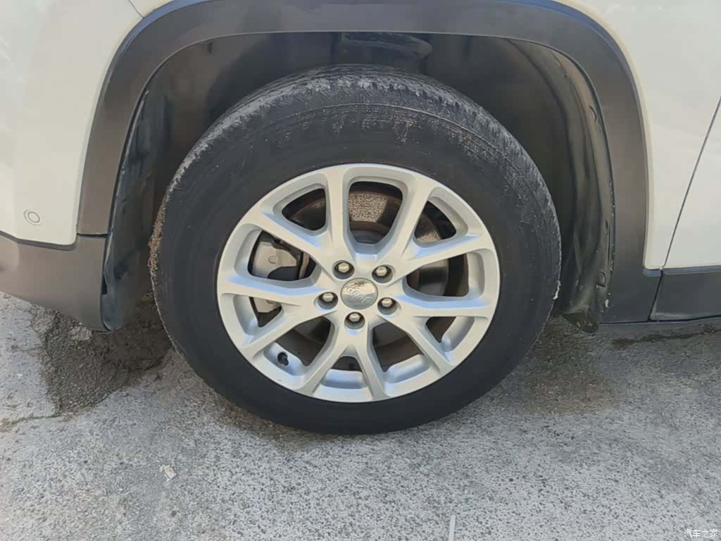Jeep Cherokee, 2016 23