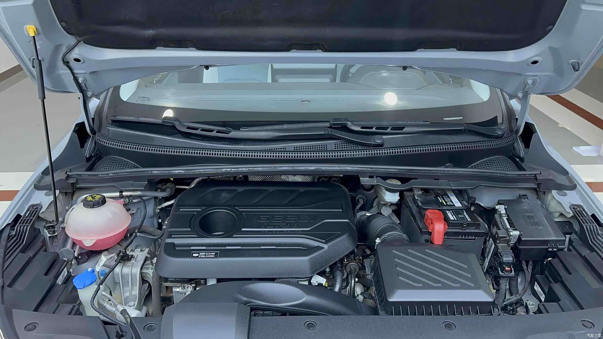 Geely Emgrand, 2022 21