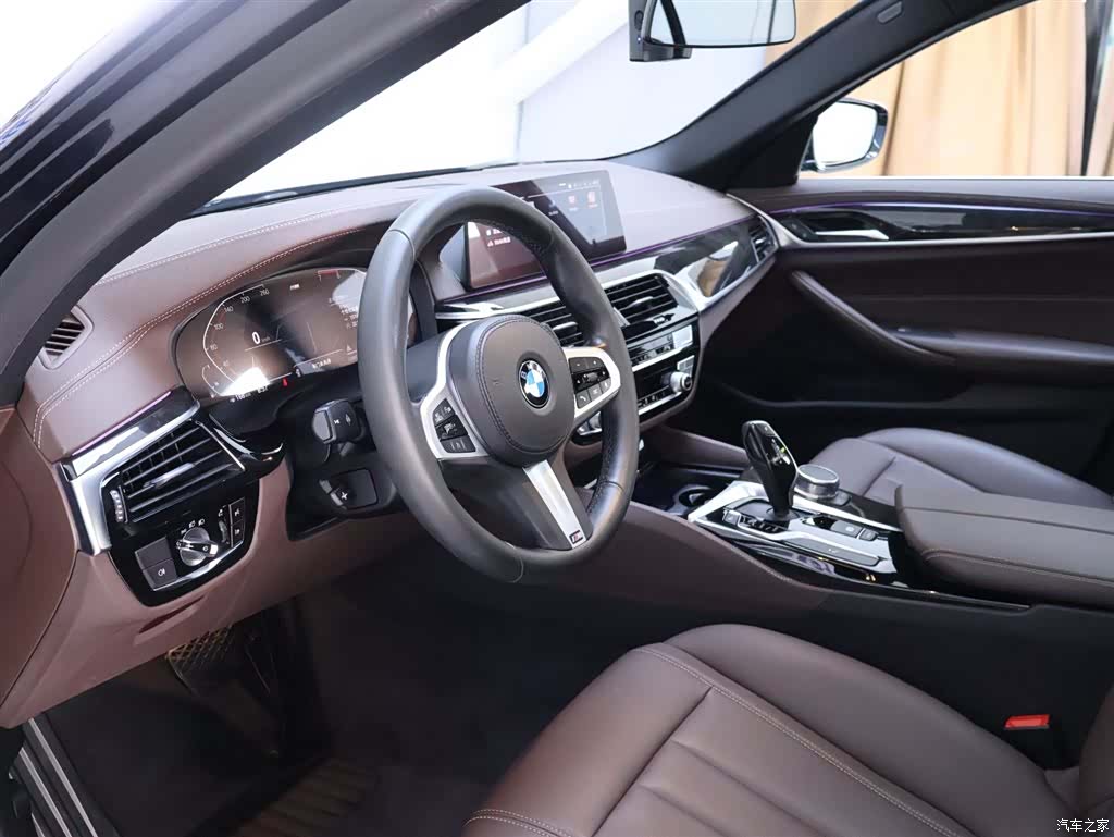 BMW 5 Series, 2020 11