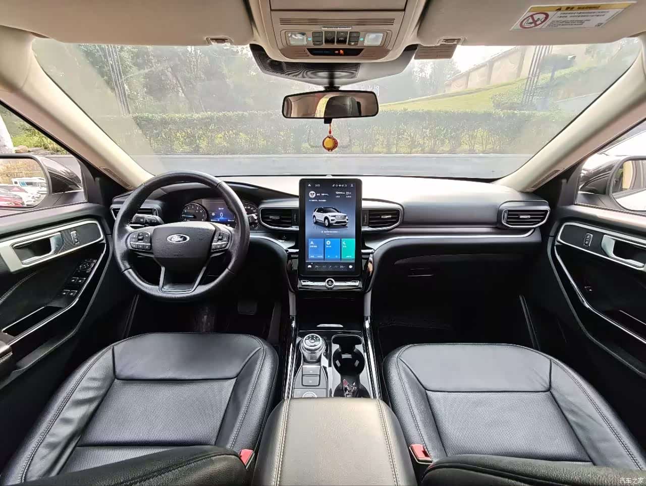 Ford Explorer, 2021 14