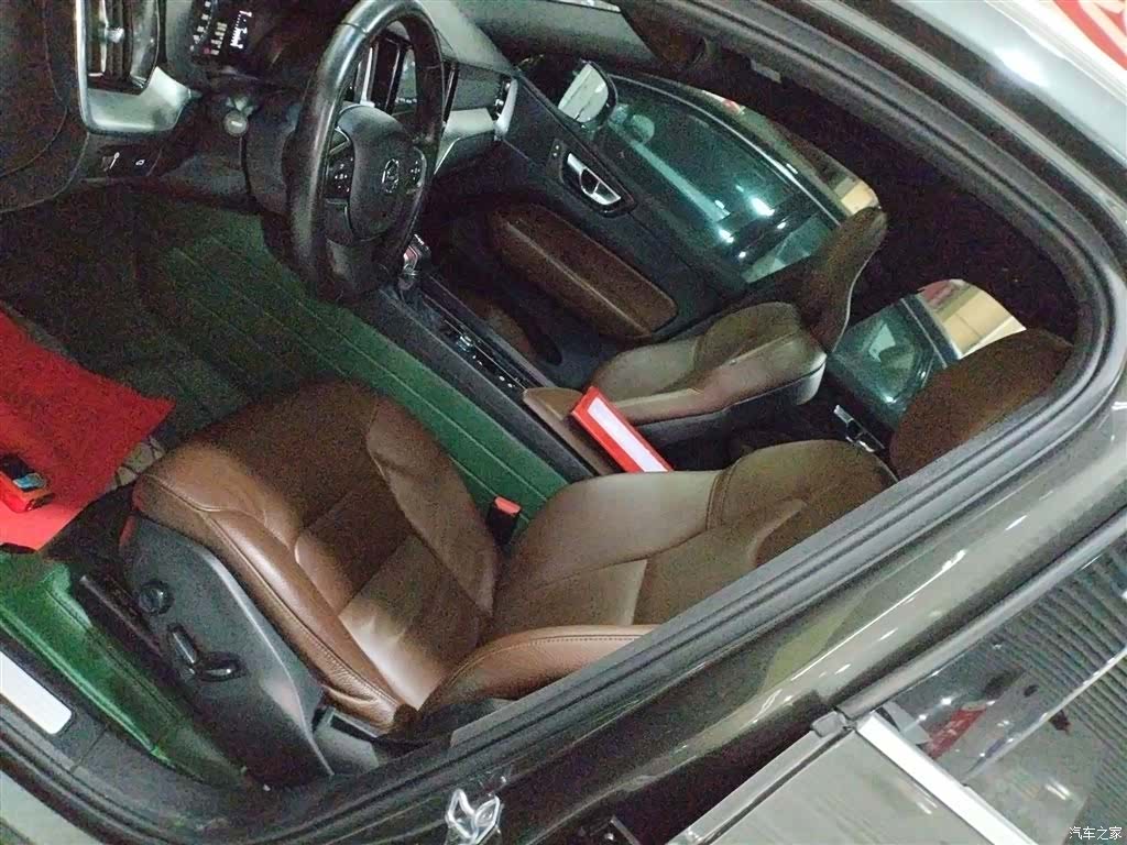 Volvo XC60, 2021 15
