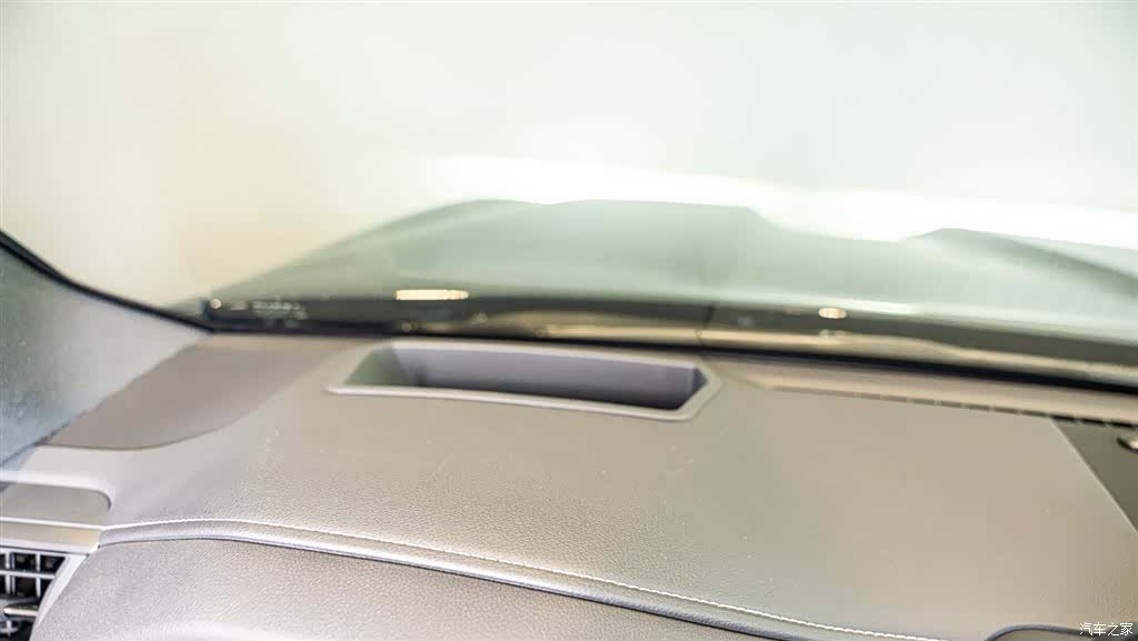 Lexus LX, 2025 16