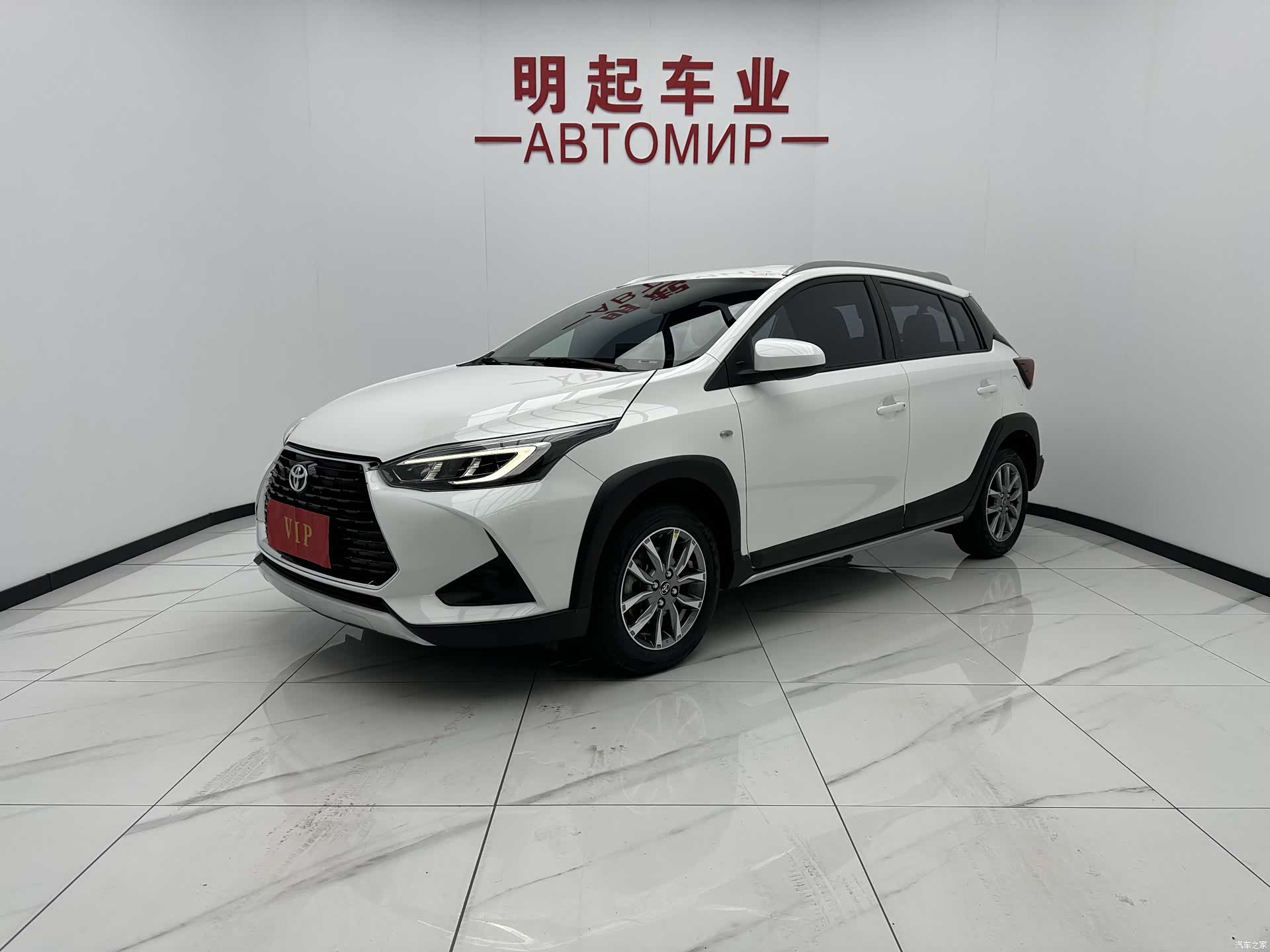 Toyota YARiS L
