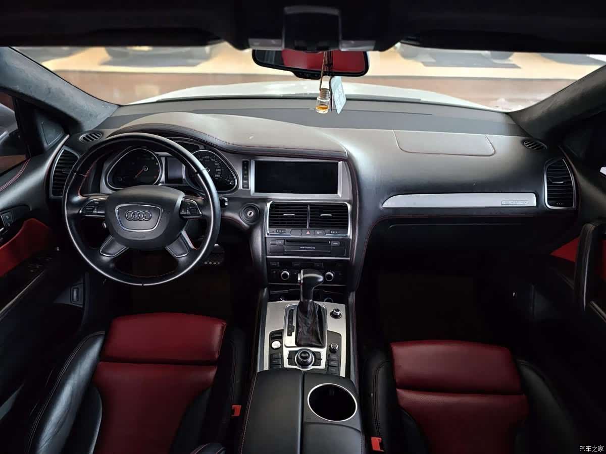 Audi Q7, 2014 11