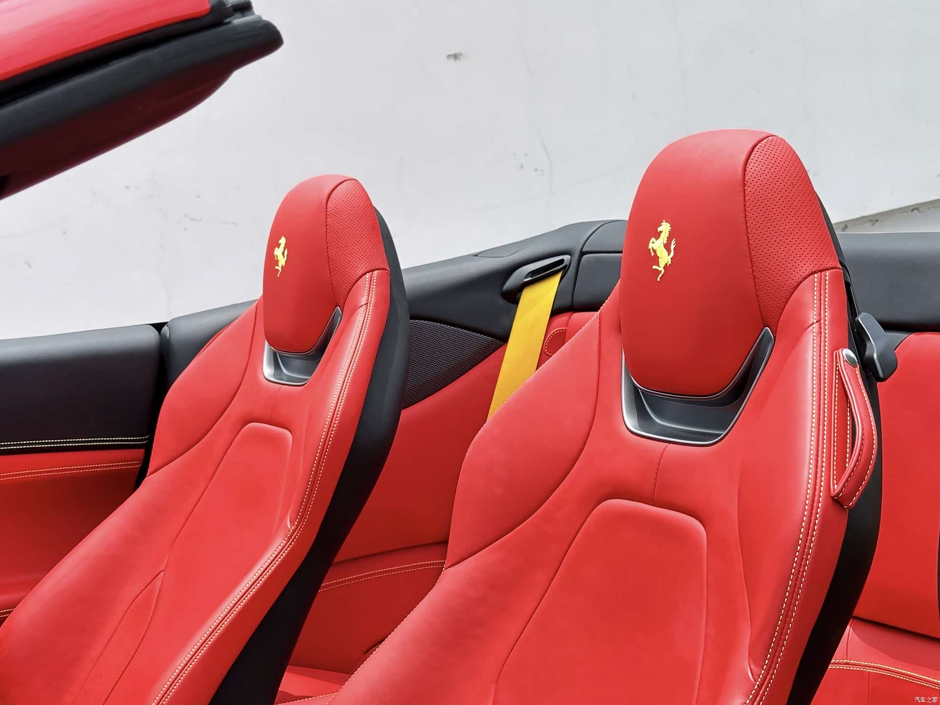 Ferrari Portofino, 2023 11