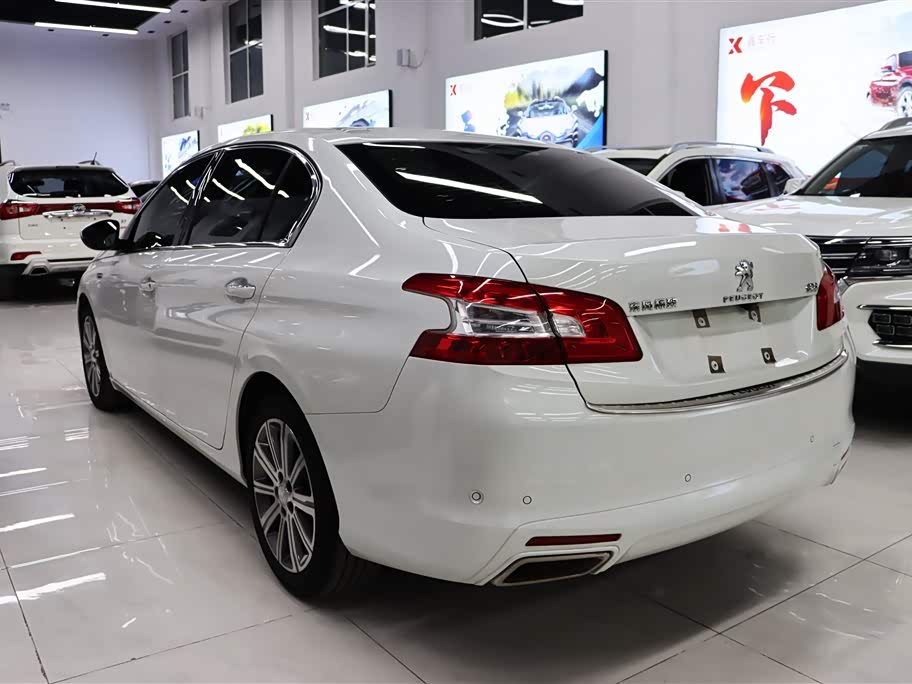 Peugeot 408
