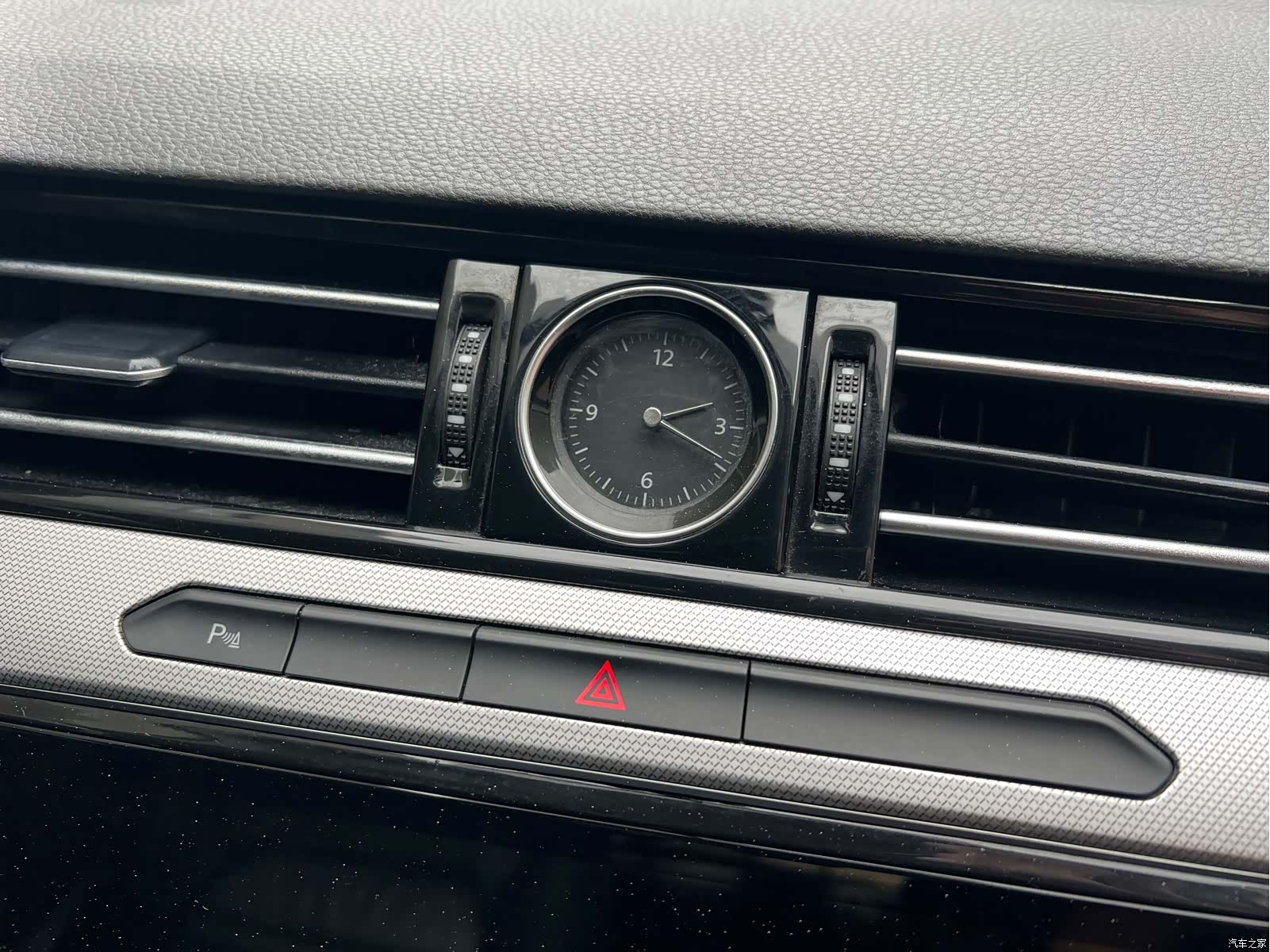 Volkswagen Magotan, 2017 18