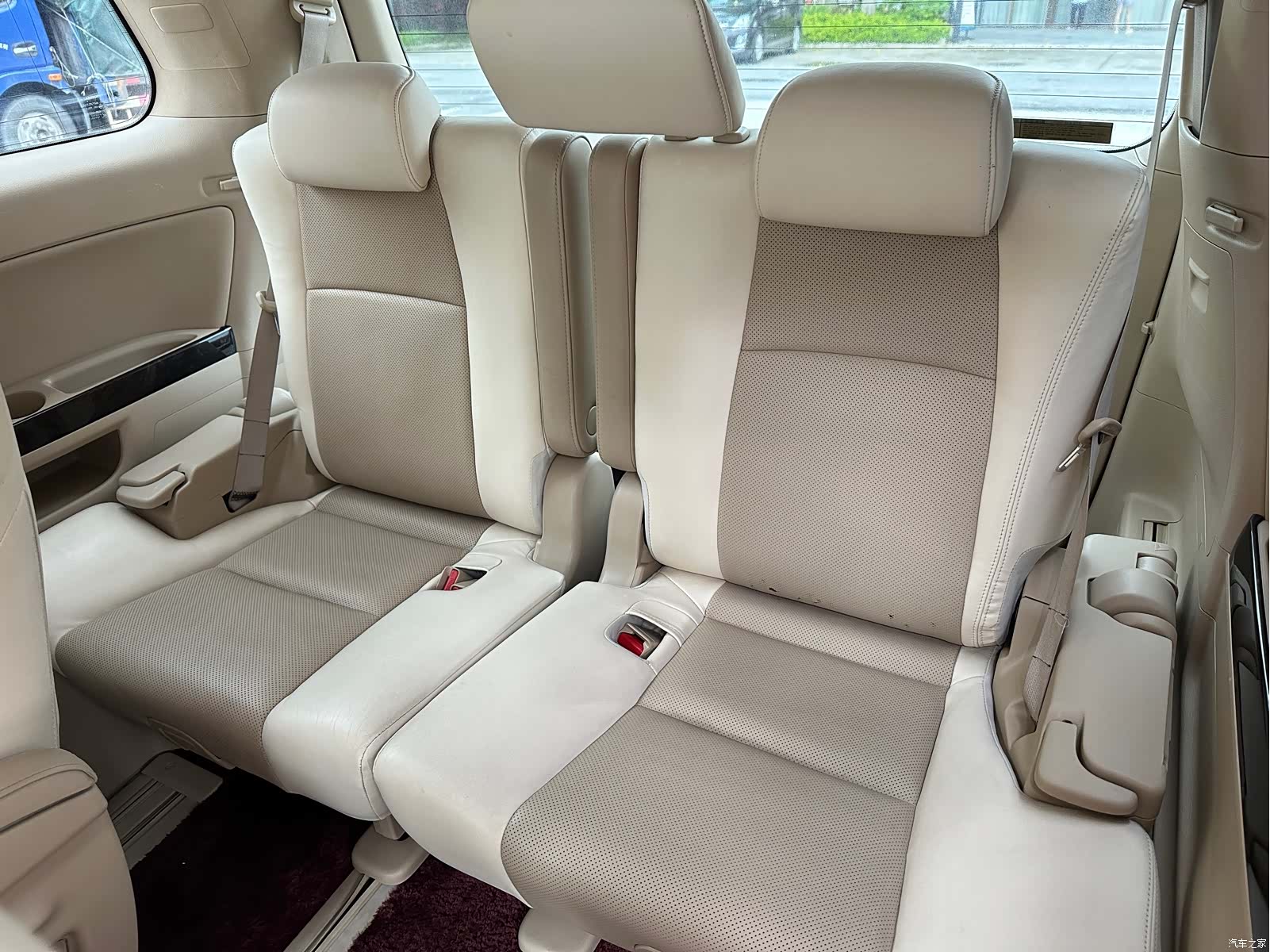 Toyota Alphard, 2015 8