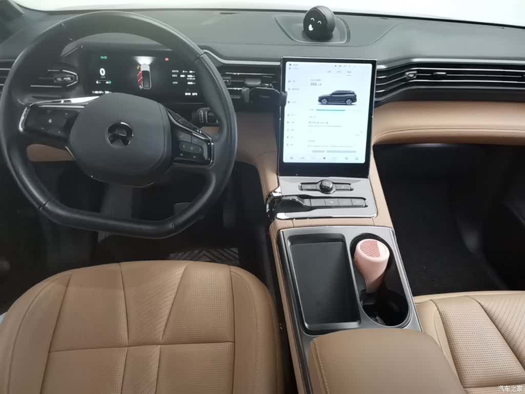 NIO ES8, 2021 10
