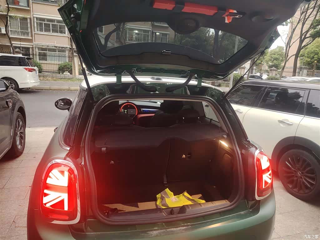 Mini Cooper, 2021 19