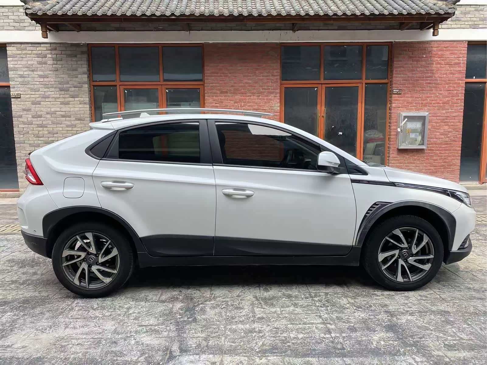 DongFeng U5, 2018 4