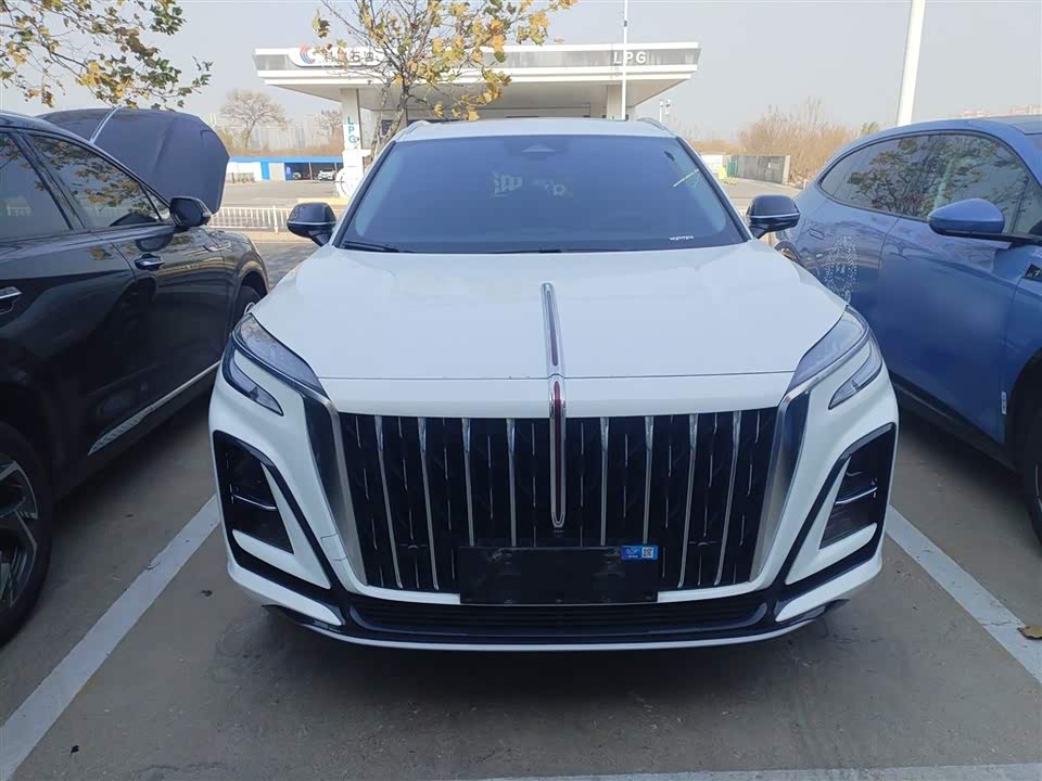 Hongqi HS3 PHEV