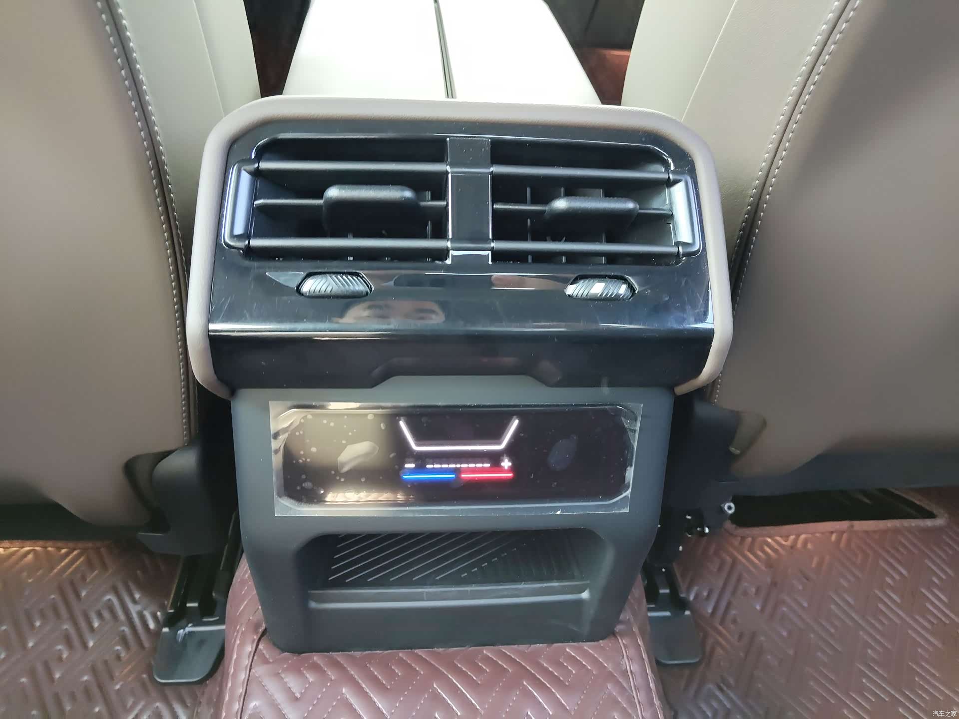 BMW 5 Series, 2025 18