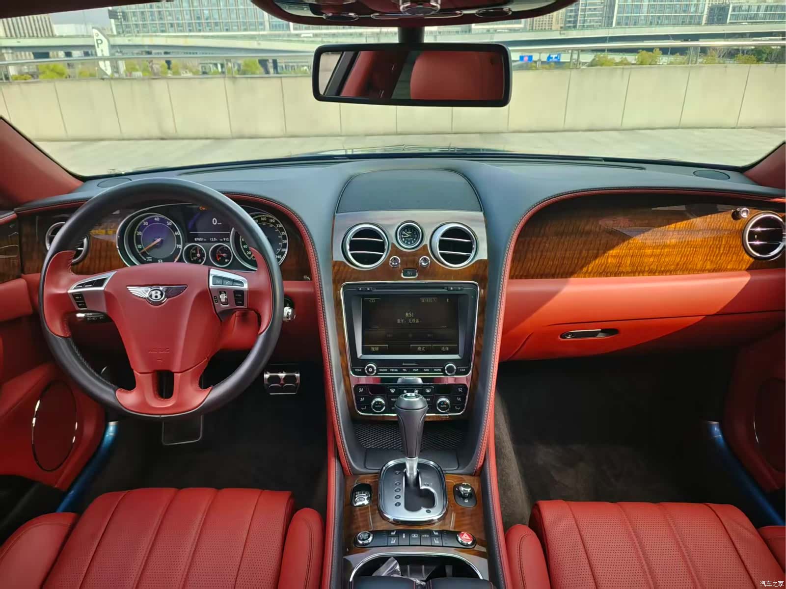 Bentley Flying Spur, 2015 13