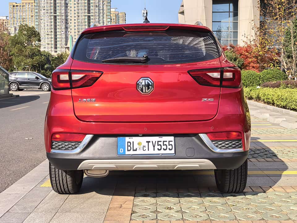 MG ZS