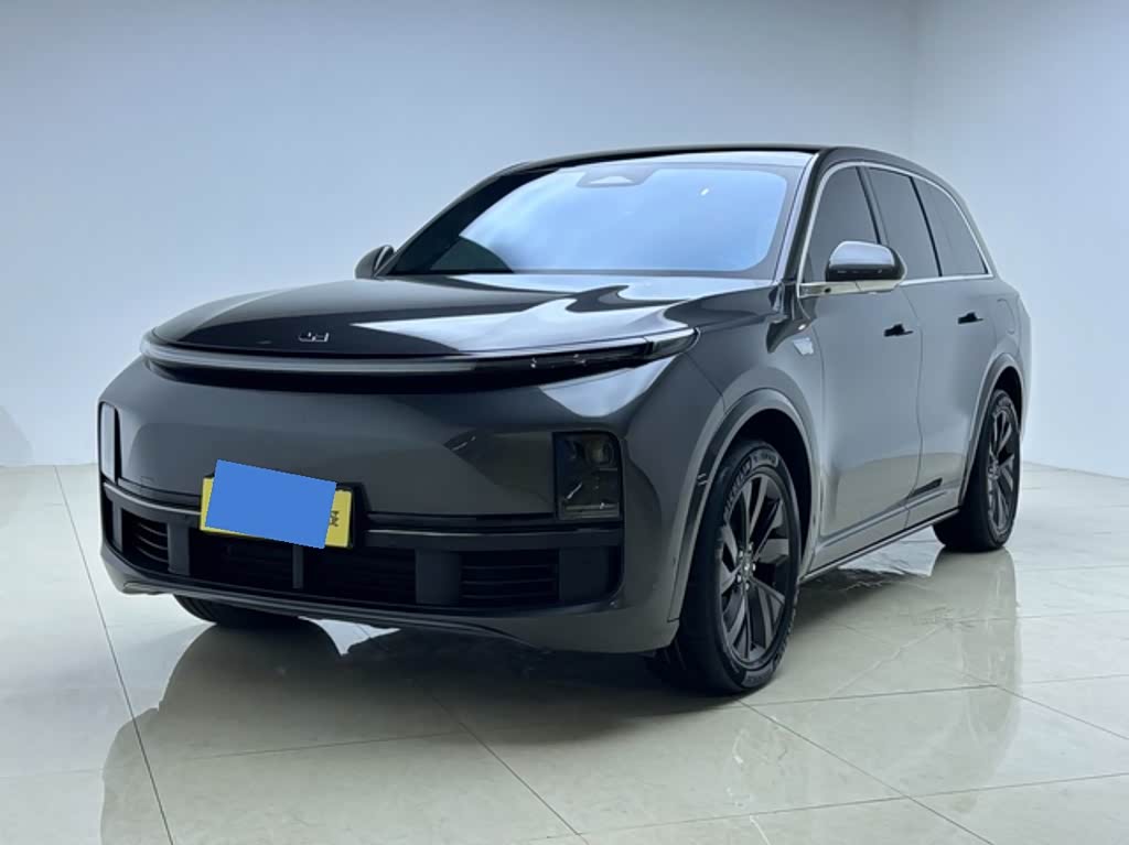 Li Auto L8