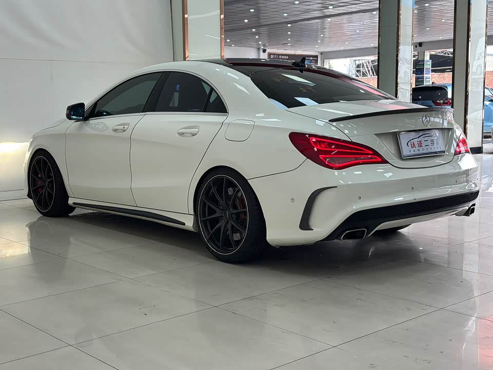 Mercedes-Benz CLA